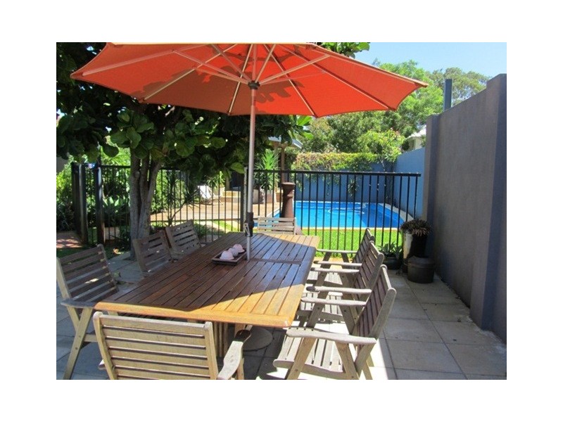 11 Strickland Street, Mount Claremont WA 6010