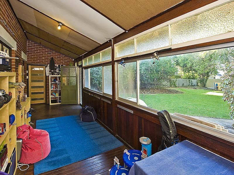 146 Waratah Avenue, Dalkeith WA 6009