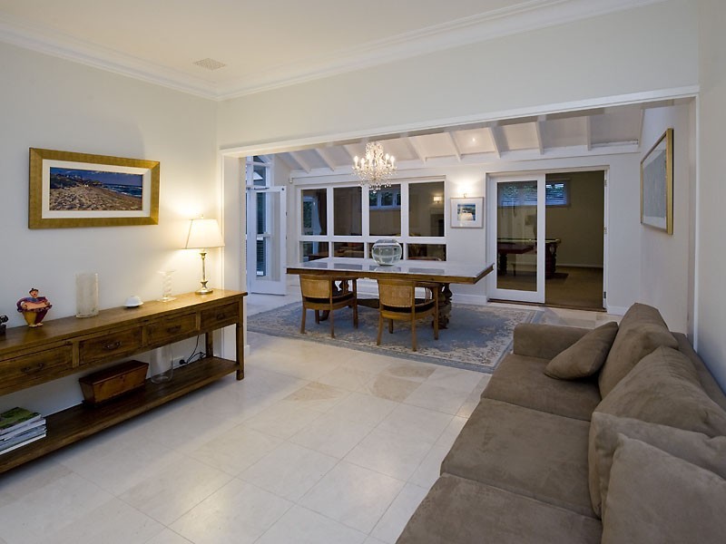 19 Neville Road, Dalkeith WA 6009