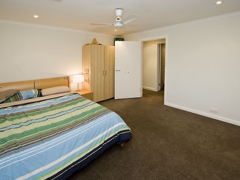 19 Neville Road, Dalkeith WA 6009