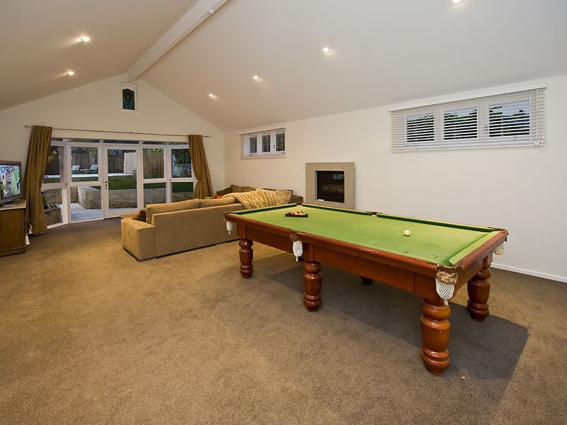 19 Neville Road, Dalkeith WA 6009