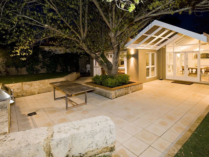 19 Neville Road, Dalkeith WA 6009