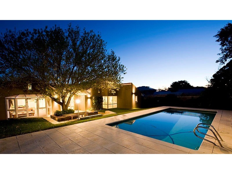 19 Neville Road, Dalkeith WA 6009