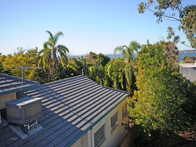 32 Hillway, Nedlands WA 6009