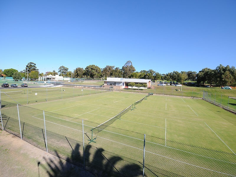 32 Hillway, Nedlands WA 6009