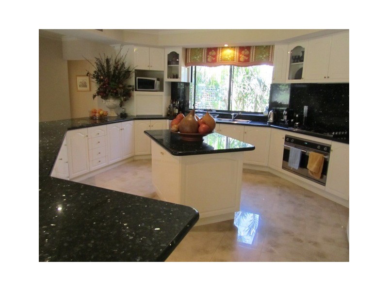 48 St Johns Wood Boulevard, Mount Claremont WA 6010