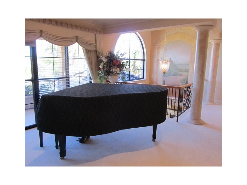 48 St Johns Wood Boulevard, Mount Claremont WA 6010