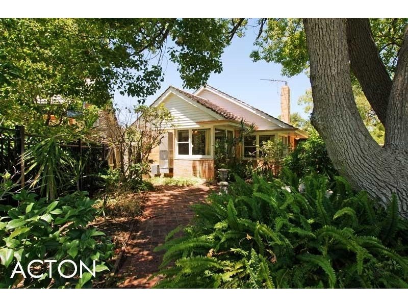 36 Gallop Road, Dalkeith WA 6009