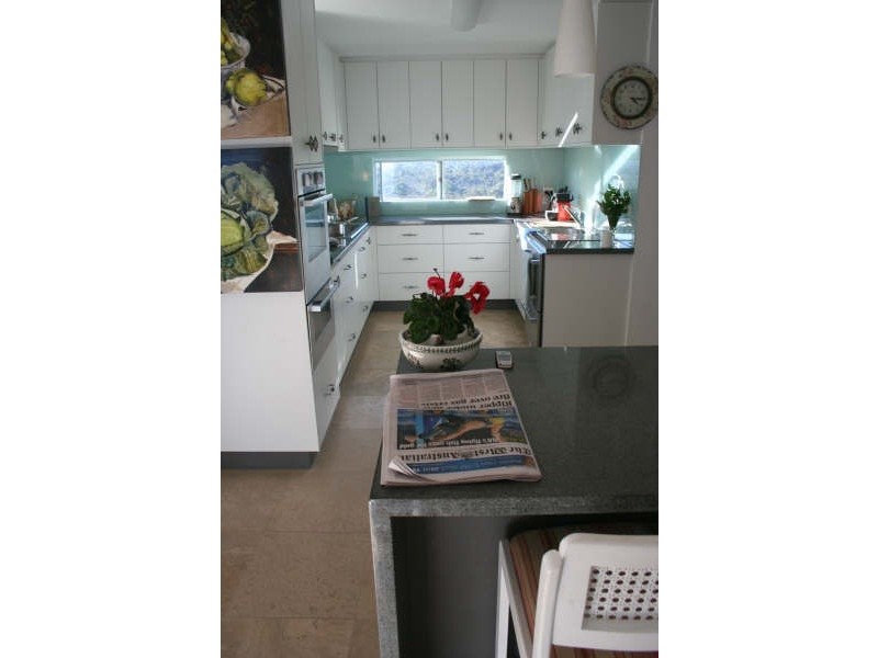 18W/16 Kings Park Avenue, Crawley WA 6009