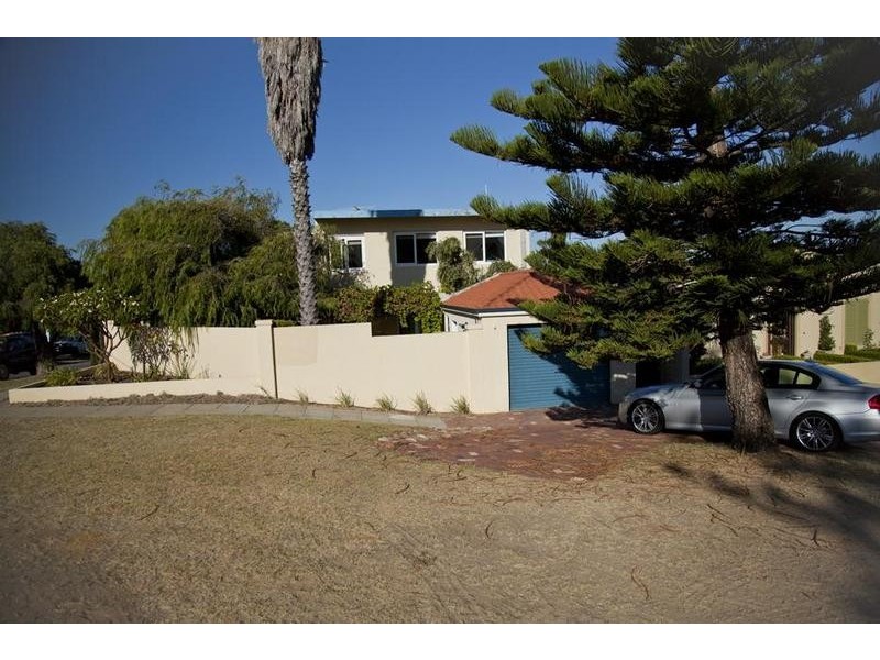 1/246 Broome Street, Cottesloe WA 6011