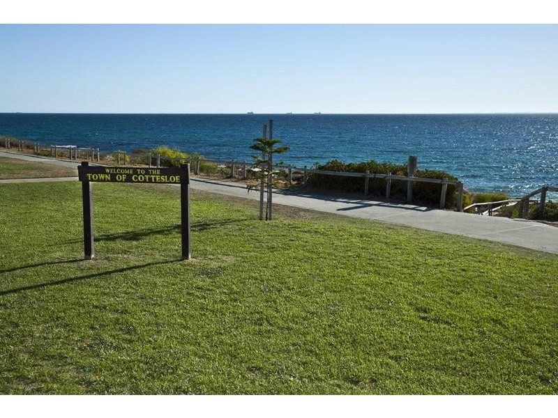 1/246 Broome Street, Cottesloe WA 6011