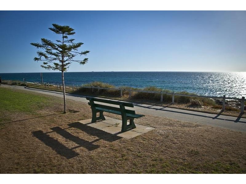 1/246 Broome Street, Cottesloe WA 6011