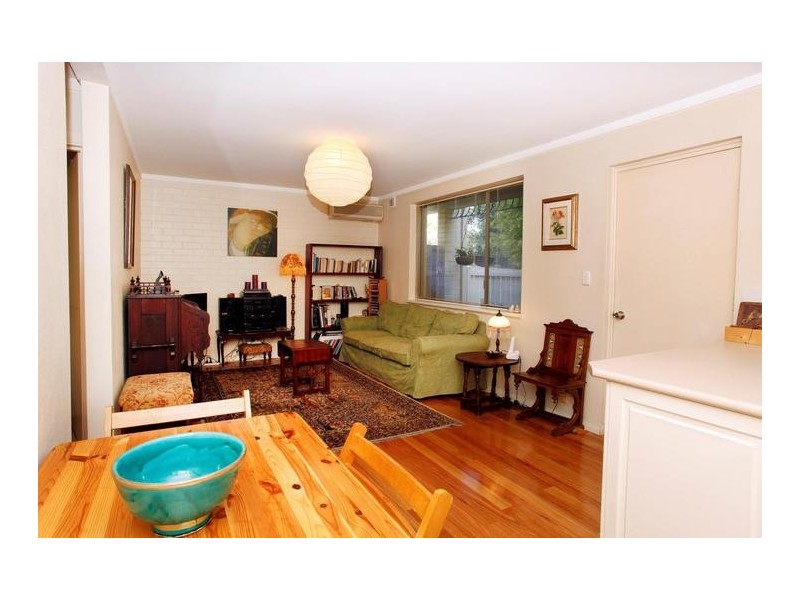 1/9 Freshwater Parade, Claremont WA 6010