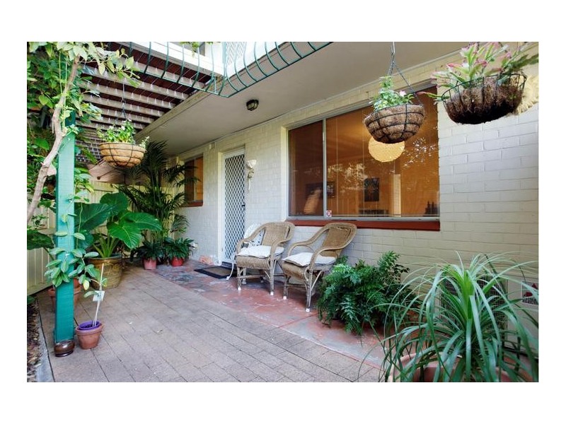 1/9 Freshwater Parade, Claremont WA 6010