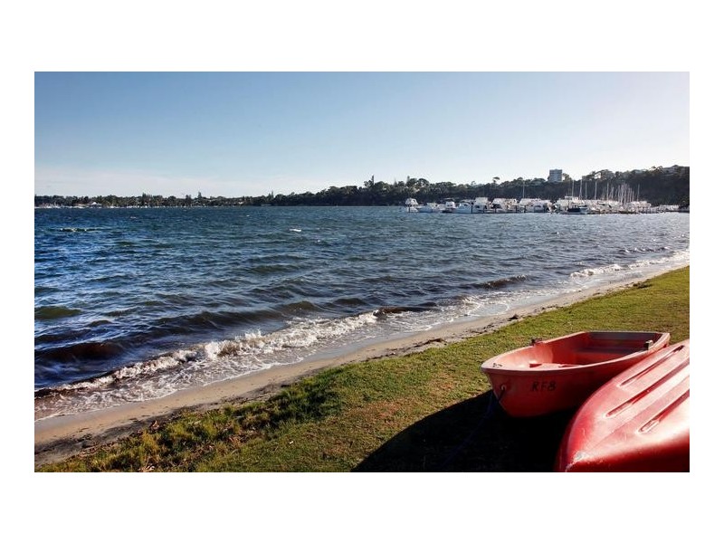 1/9 Freshwater Parade, Claremont WA 6010