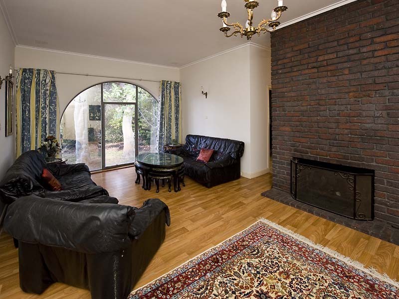 19 Hynes Road, Dalkeith WA 6009