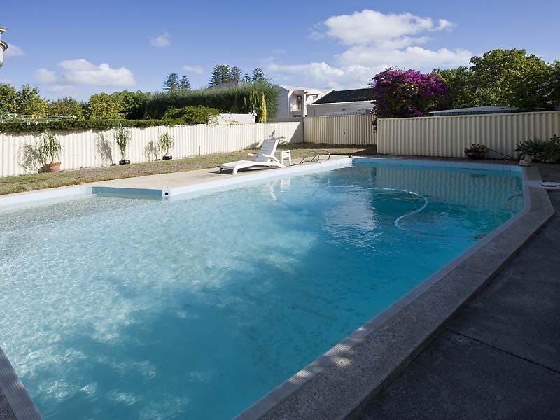 19 Hynes Road, Dalkeith WA 6009