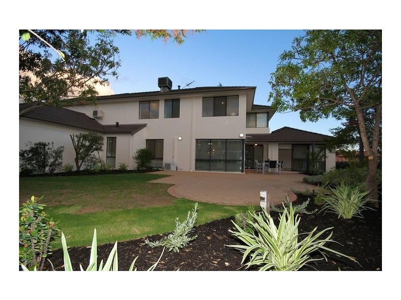 47 St Johns Wood Boulevard, Mount Claremont WA 6010
