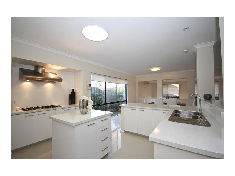 47 St Johns Wood Boulevard, Mount Claremont WA 6010