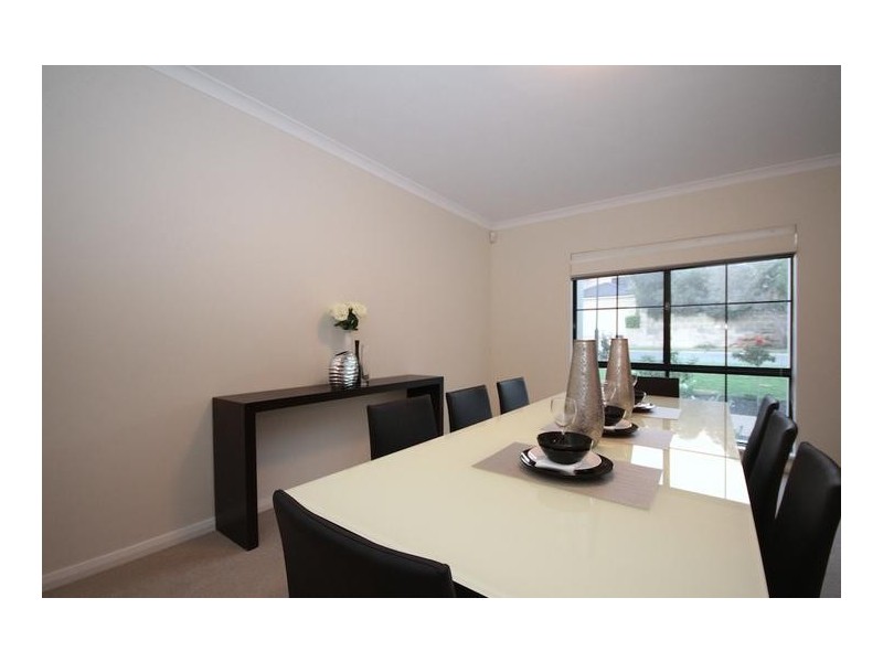 47 St Johns Wood Boulevard, Mount Claremont WA 6010