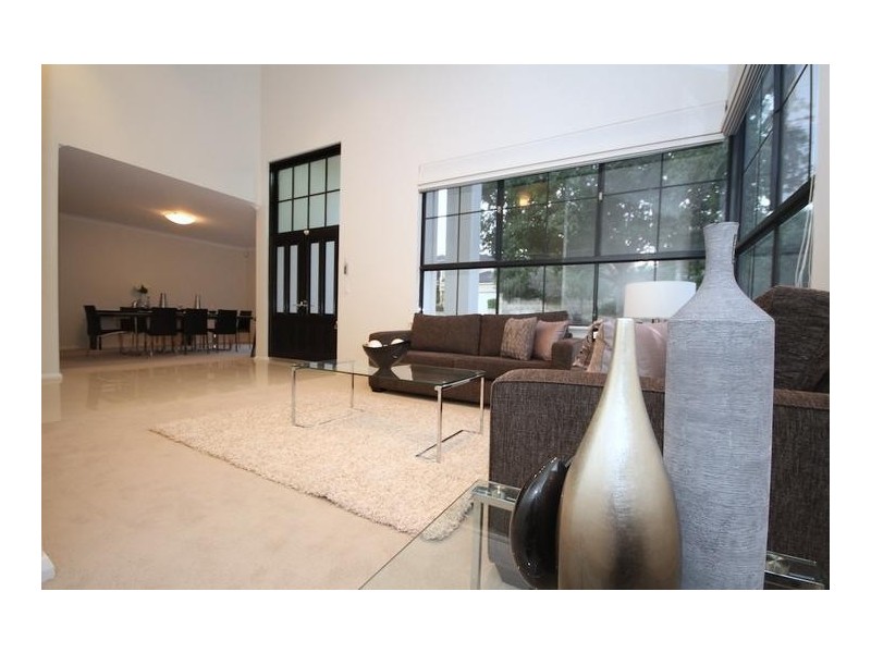 47 St Johns Wood Boulevard, Mount Claremont WA 6010
