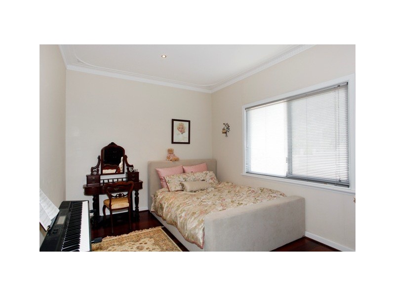152 Holland Street, Fremantle WA 6160
