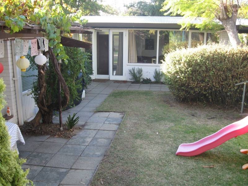 70 Minora Road, Dalkeith WA 6009