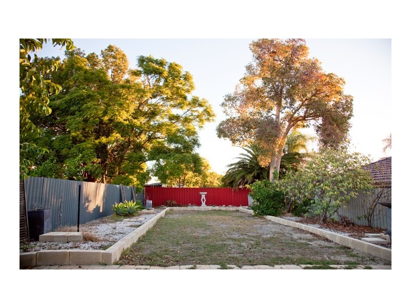 51 Ullapool Road, Mount Pleasant WA 6153
