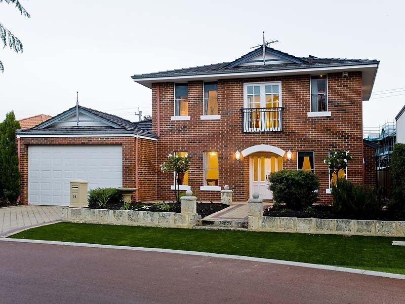 14 Bronzewing Loop, Wembley WA 6014