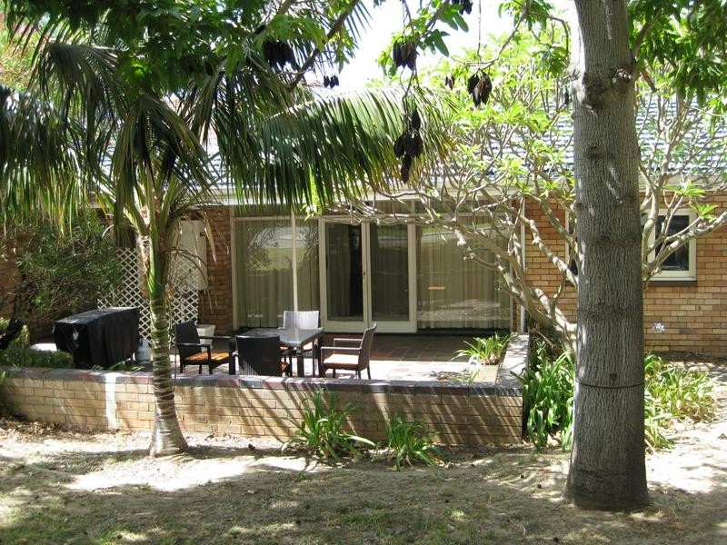 2 Philip Road, Dalkeith WA 6009