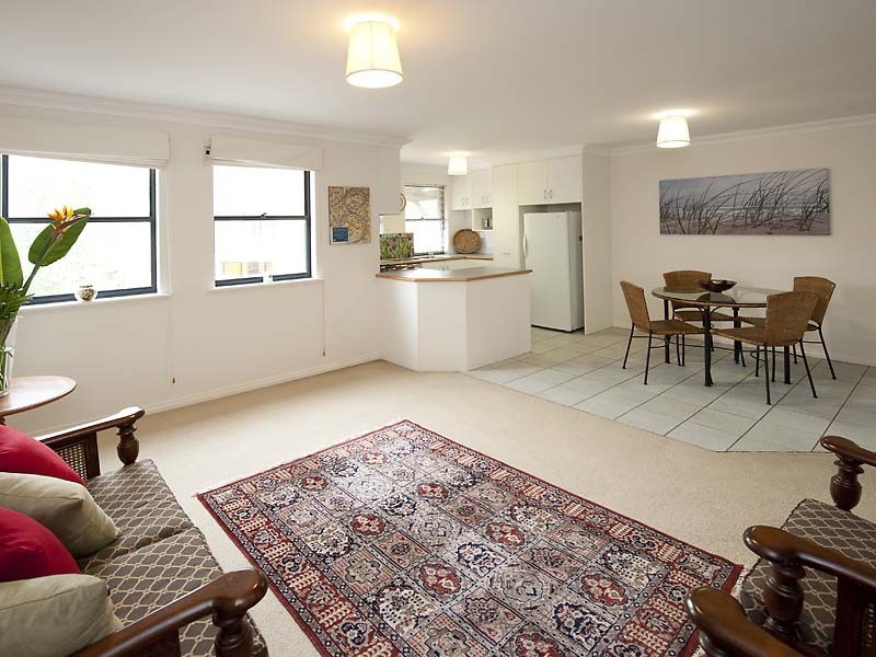 4/120 Broadway, Crawley WA 6009