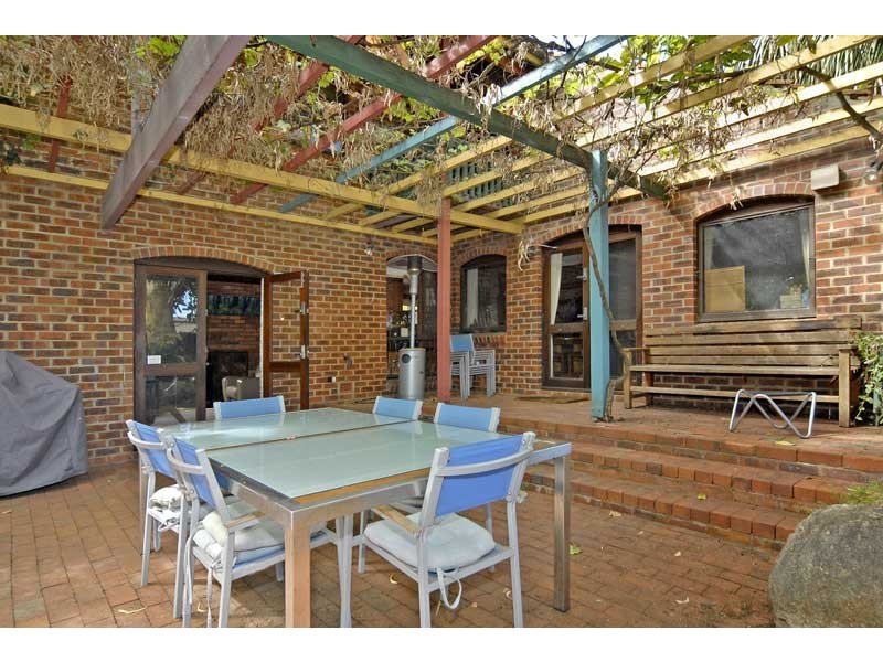 3 School Road, Dalkeith WA 6009