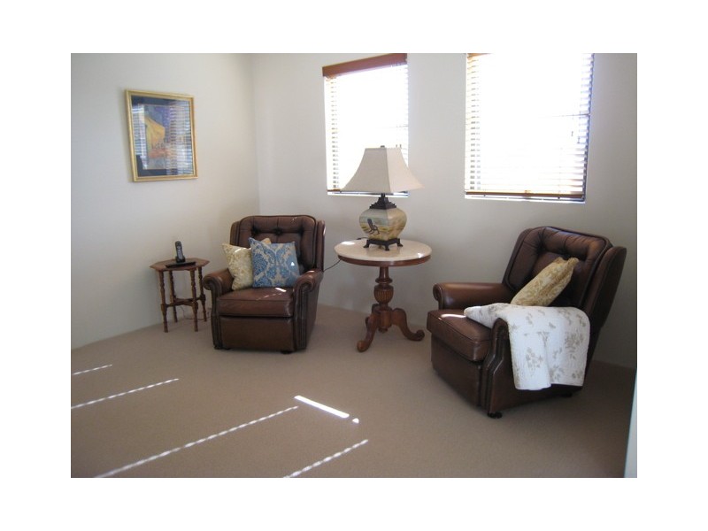 8 Greenberry Close, Mount Claremont WA 6010