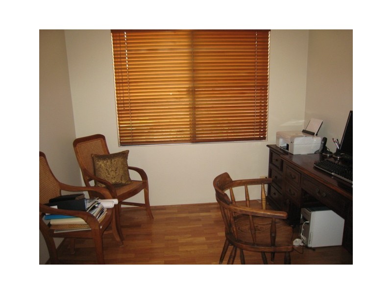 8 Greenberry Close, Mount Claremont WA 6010