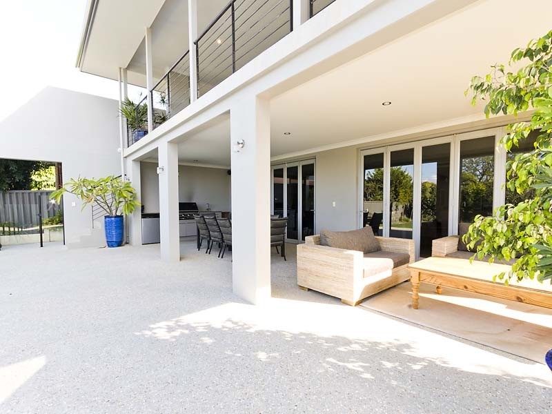 41 Central Avenue, Swanbourne WA 6010