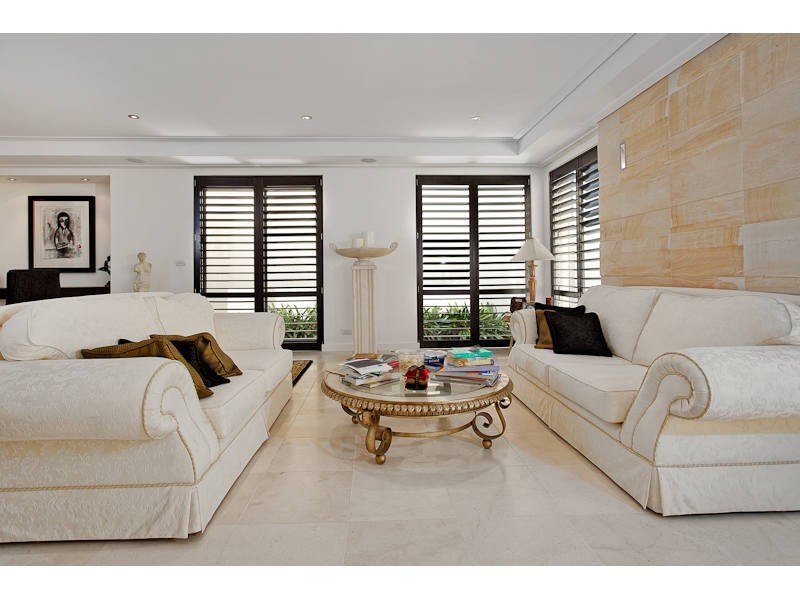 5 Houston Place, Mount Claremont WA 6010