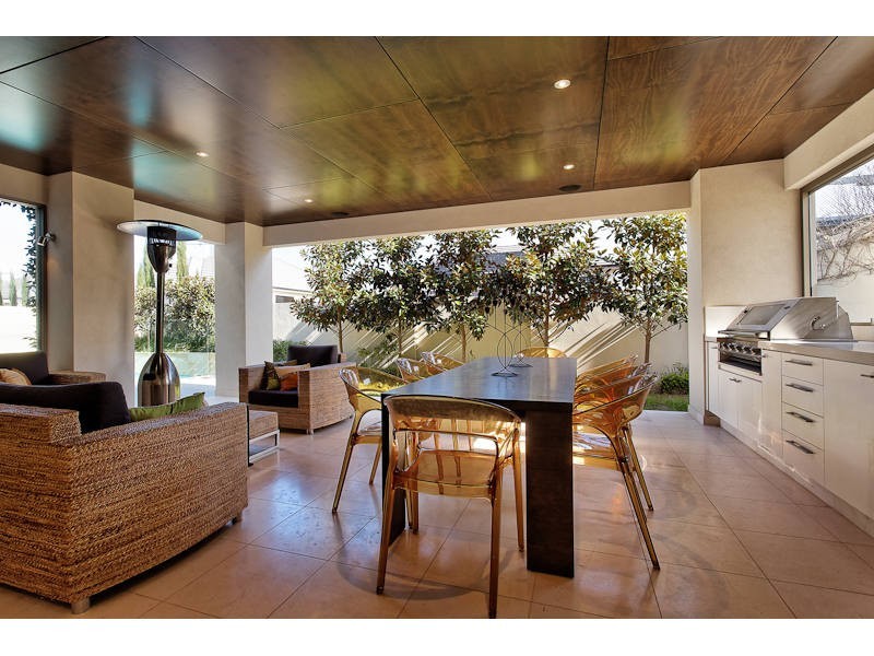 5 Houston Place, Mount Claremont WA 6010