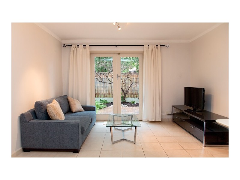 5/17 The Avenue, Crawley WA 6009
