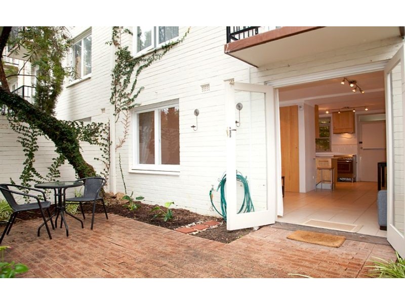 5/17 The Avenue, Crawley WA 6009