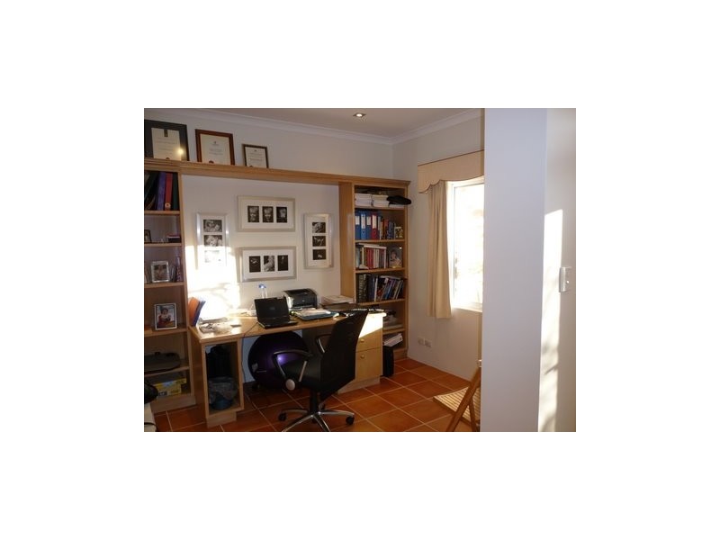 10 Clanmel Road, Floreat WA 6014