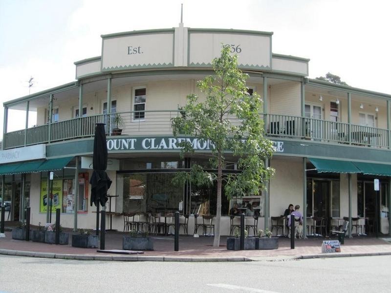 12 Nidjalla Loop, Swanbourne WA 6010