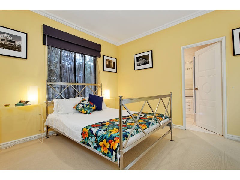 86 Smyth Road, Nedlands WA 6009