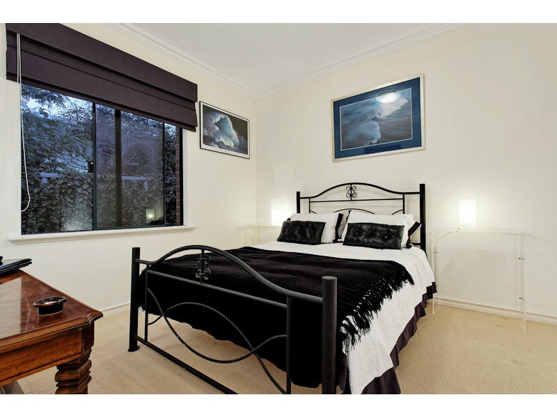 86 Smyth Road, Nedlands WA 6009