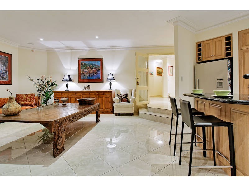 86 Smyth Road, Nedlands WA 6009