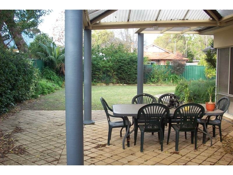 16 Bulimba Road, Nedlands WA 6009