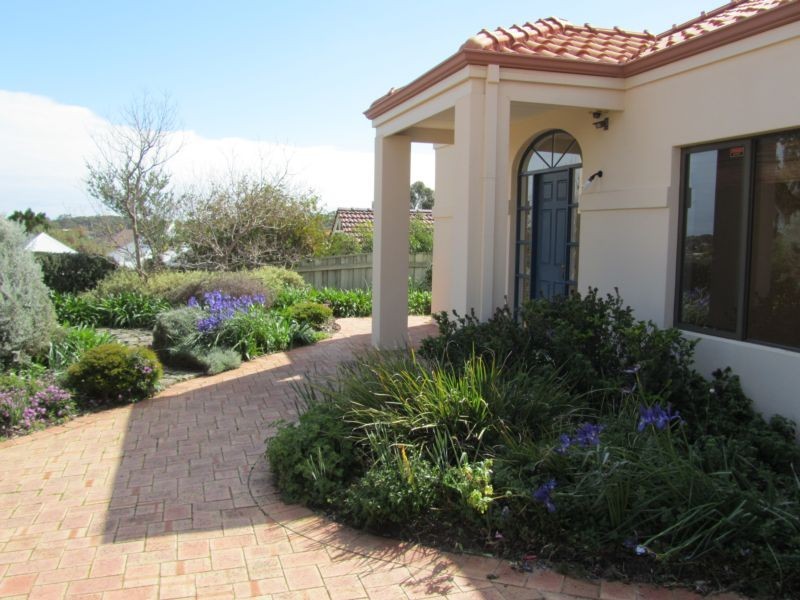 5 Grove Hill, Mount Claremont WA 6010