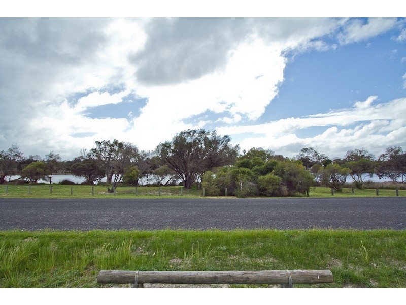 35 Bertram Street, Mandurah WA 6210