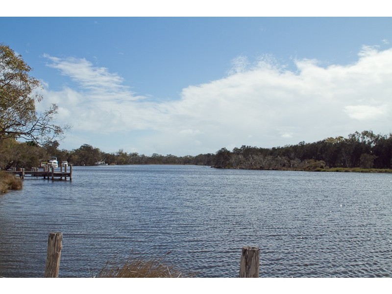 35 Bertram Street, Mandurah WA 6210