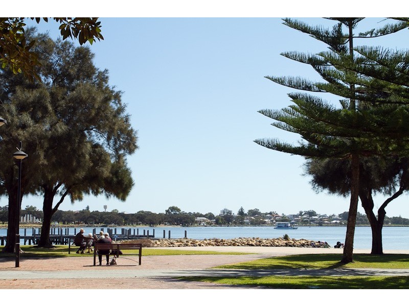 35 Bertram Street, Mandurah WA 6210