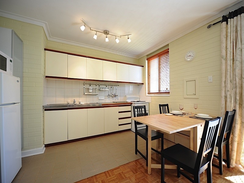 21/159 Fairway, Crawley WA 6009